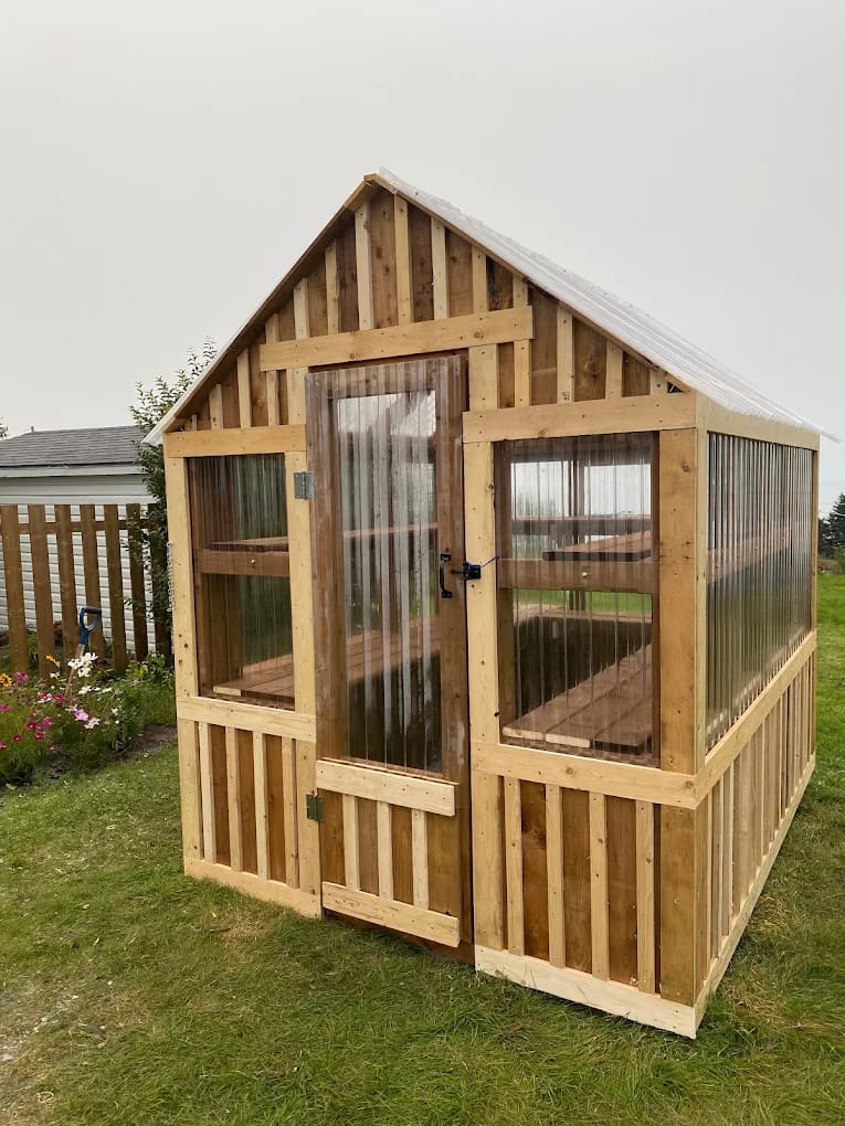 Custom greenhouse structure